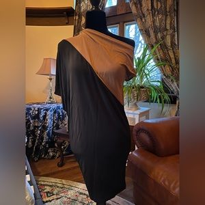 Dress BeBe Black and Brown size small .